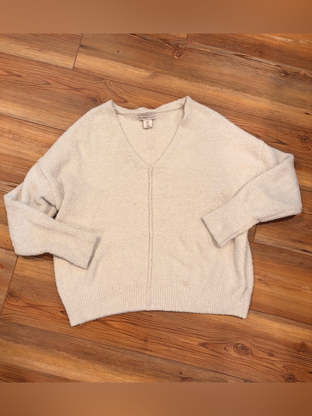 Sincerly Jules Cream V-Neck Sweater